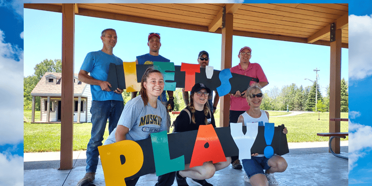 Let's Play! HUI Team Installs Born Learning Trail in Kiel